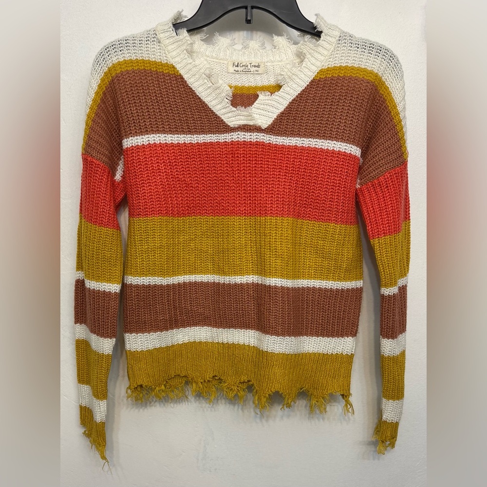 Full Circle Trends Yellow,Orange&White Distressed VNeck Sweater Girls Size L 14